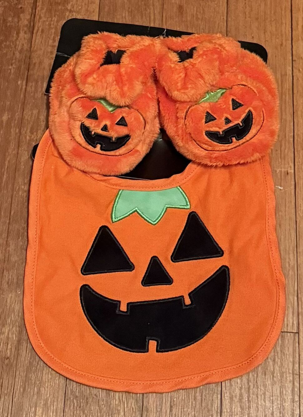 Halloween Infant Baby Bib & Booties Set Pumpkin Jack O Lantern Orange Costume